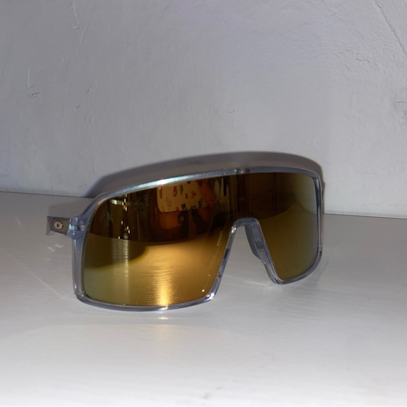 Oakley Sutro Seek Collection